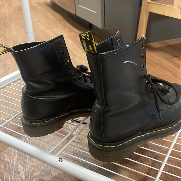 DR. Martens - Picture 3 of 4